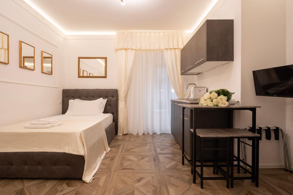 La camera degli Specchi Piazza Unità D'Italia Bed and Breakfast in Trieste