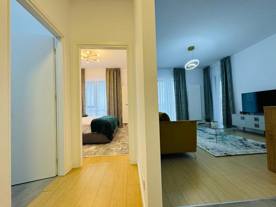 Silk District Parking Suite Apartment in Romania