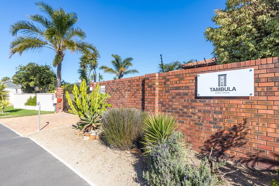 Tambula Guest House Bed and Breakfast in Cape Town