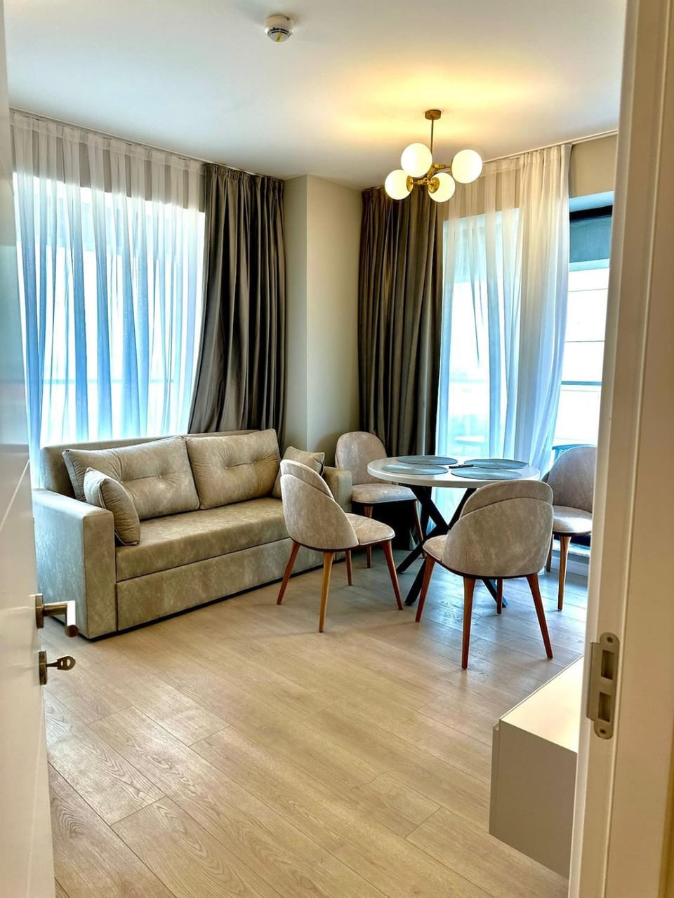 Living room, Seating area, Dining area