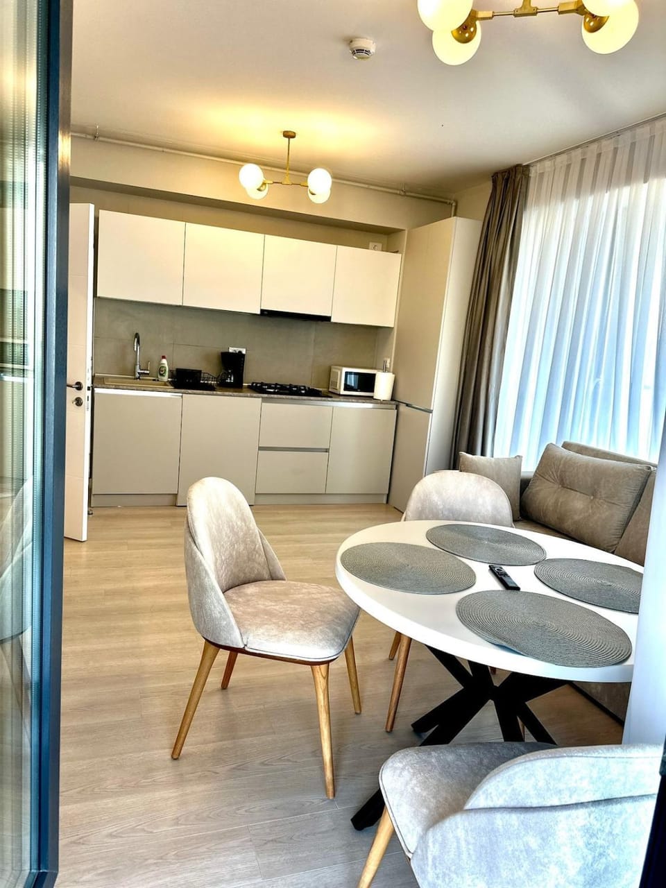 Kitchen or kitchenette, Living room, Dining area, stove
