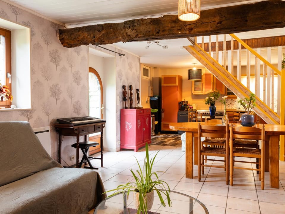 Property building, Living room