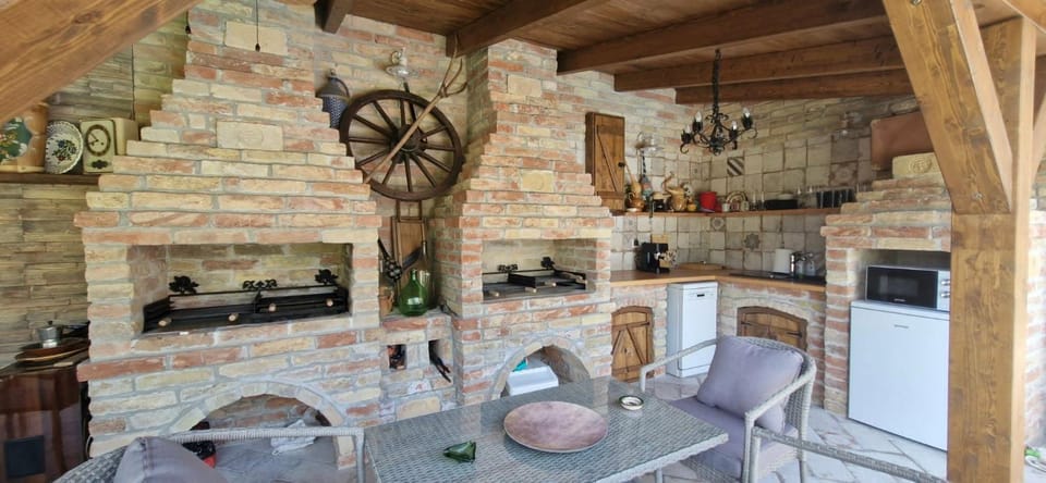 Kapitány MP Art Luxury Apartman Apartment in Hungary