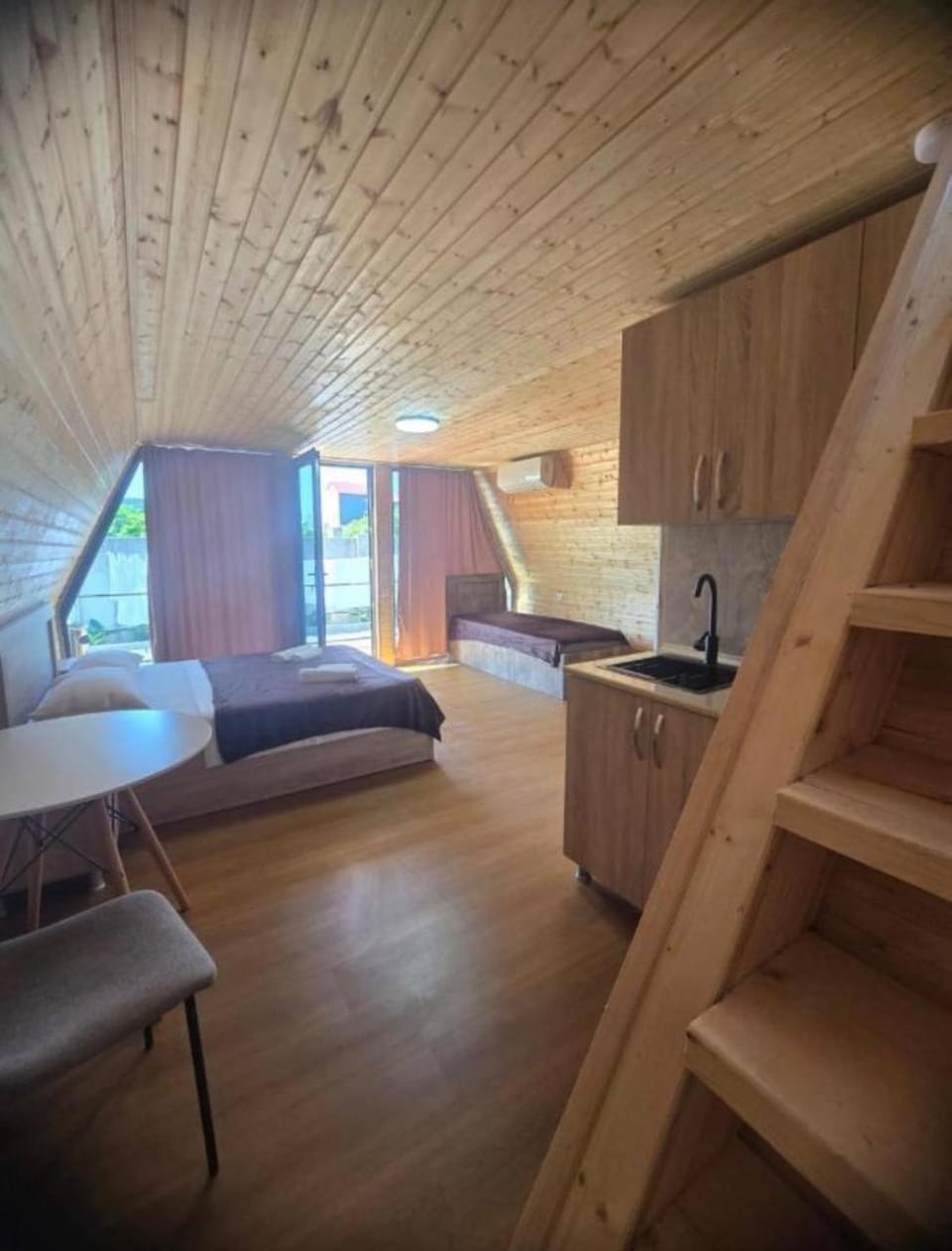 Hotel Zhara Bed and Breakfast in Adjara, Georgia