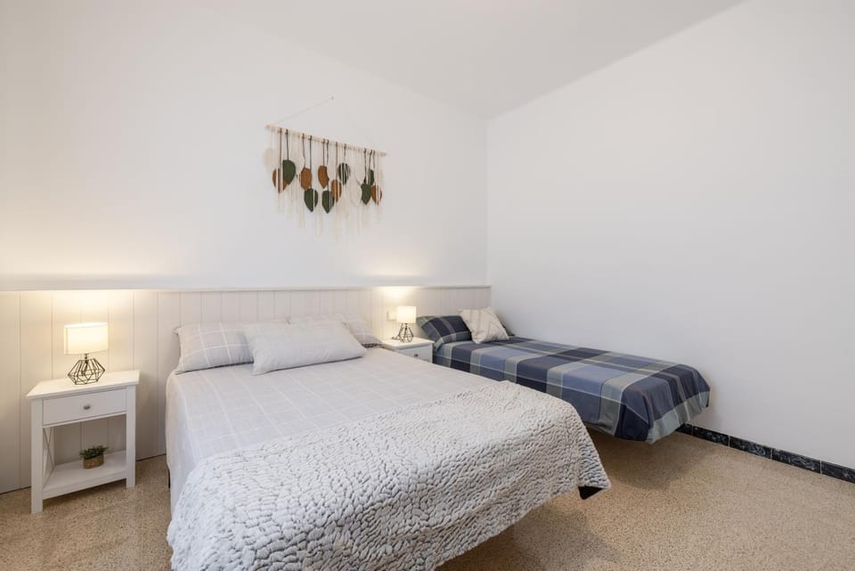 Living room, Bedroom