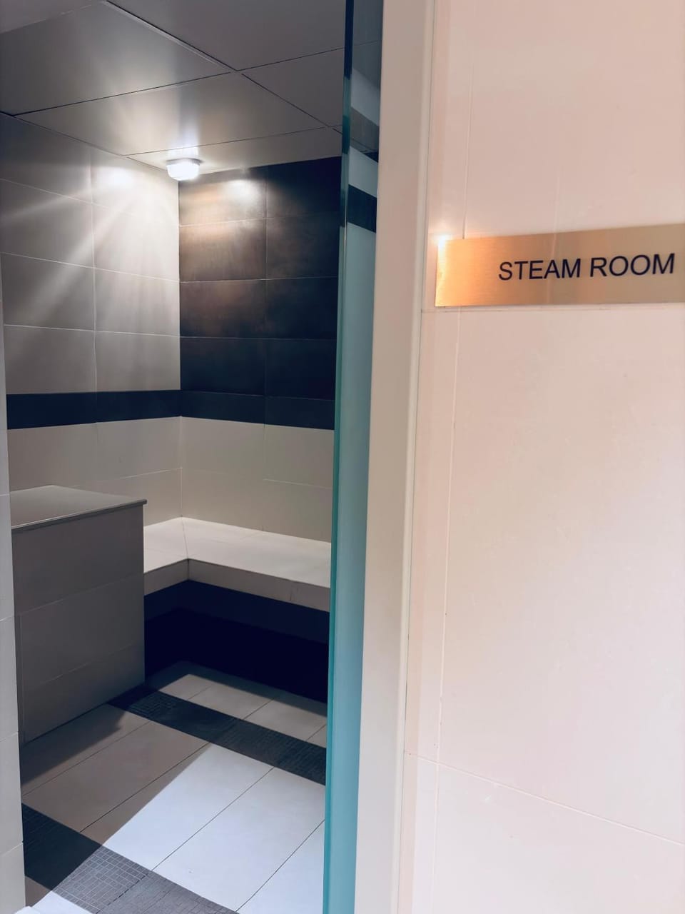 The Signature Suites at Cinnamon life Apartment Apartment in Colombo
