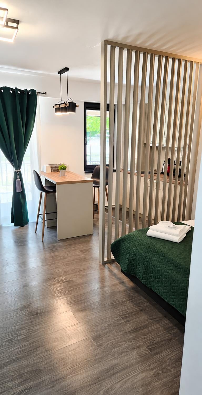 Bed, Kitchen or kitchenette, Bedroom, towels