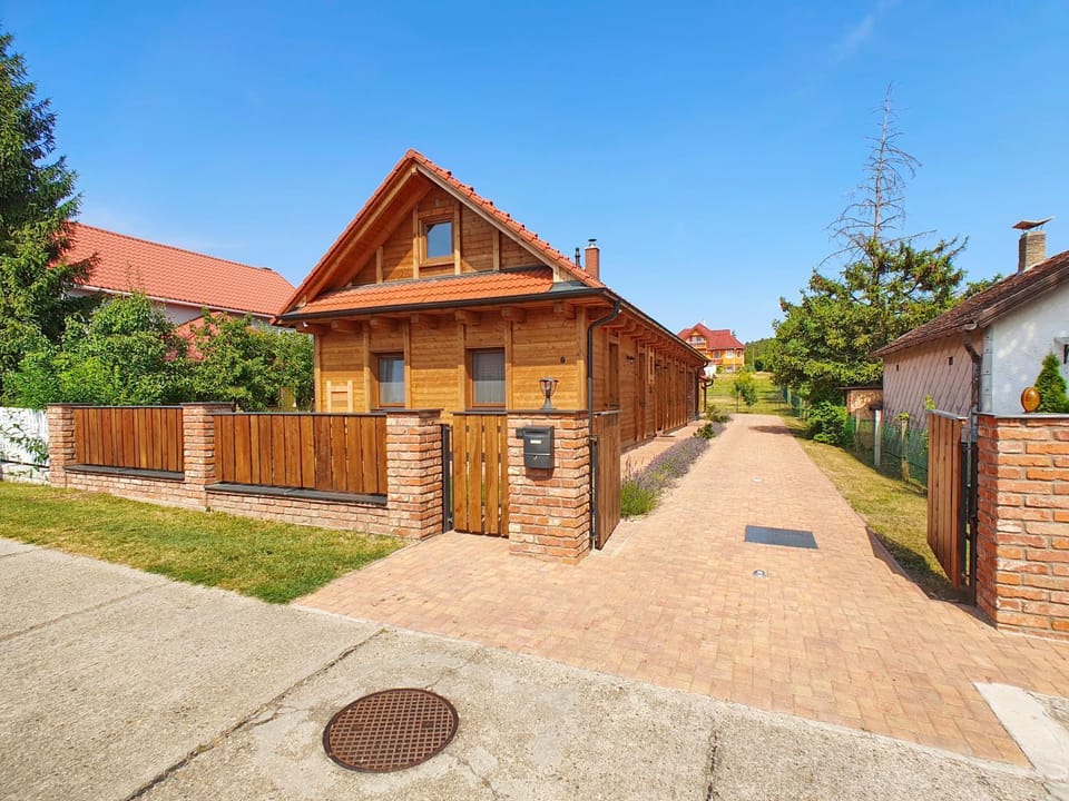 Holiday house Woody with private pool - Biró Tours nr 88 House in Hungary