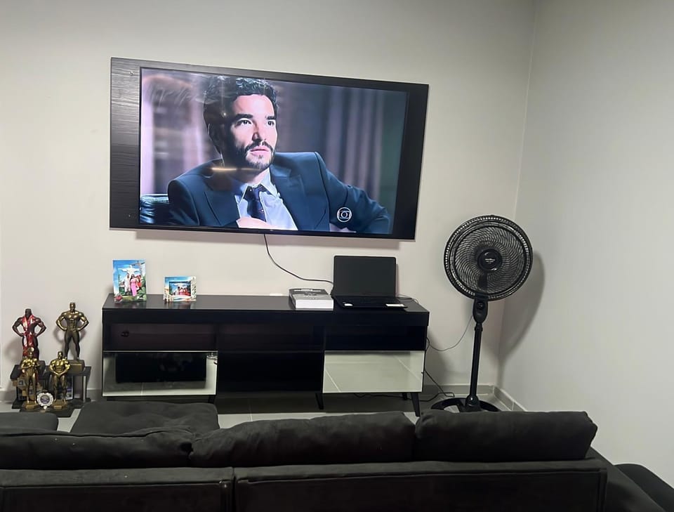 Casa 2 quartos e garagem privativa 11min da cop 30 Apartment in Belém