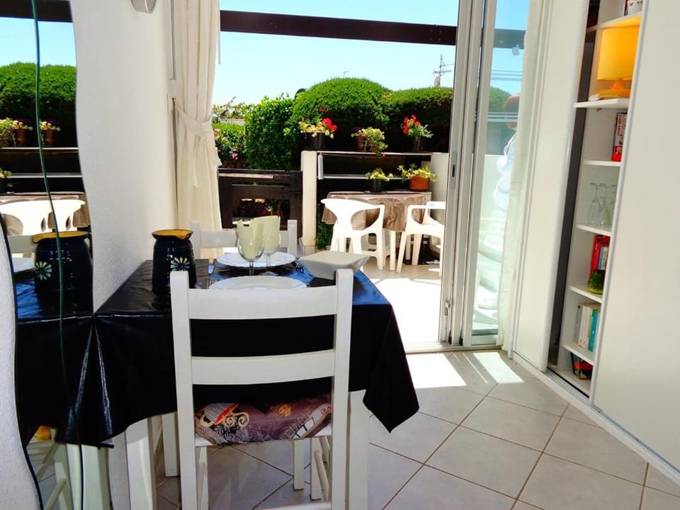 Balcony/Terrace, Dining area