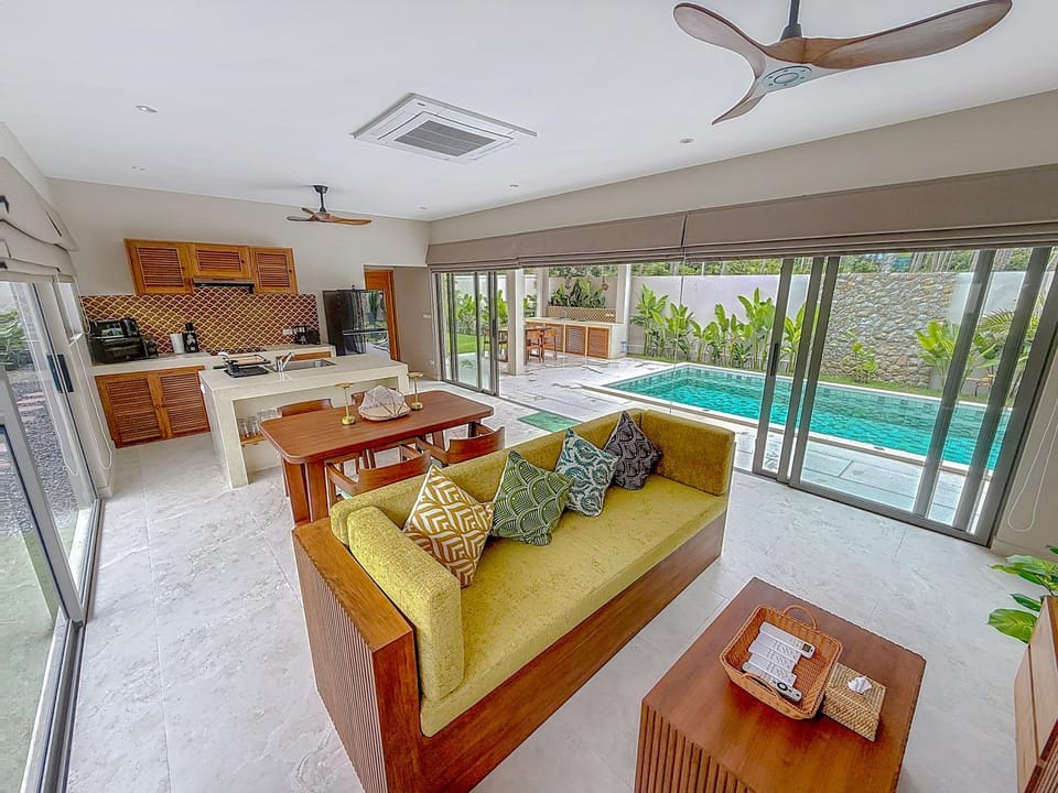 Communal lounge/ TV room, Living room, kitchen