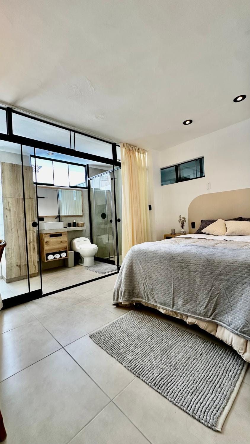 Bed, Photo of the whole room, Bedroom, towels