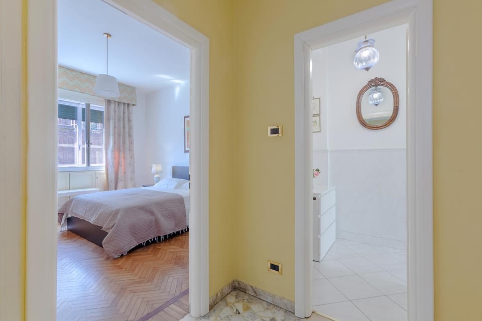 Bed, Photo of the whole room, Bedroom, heating, air conditioner