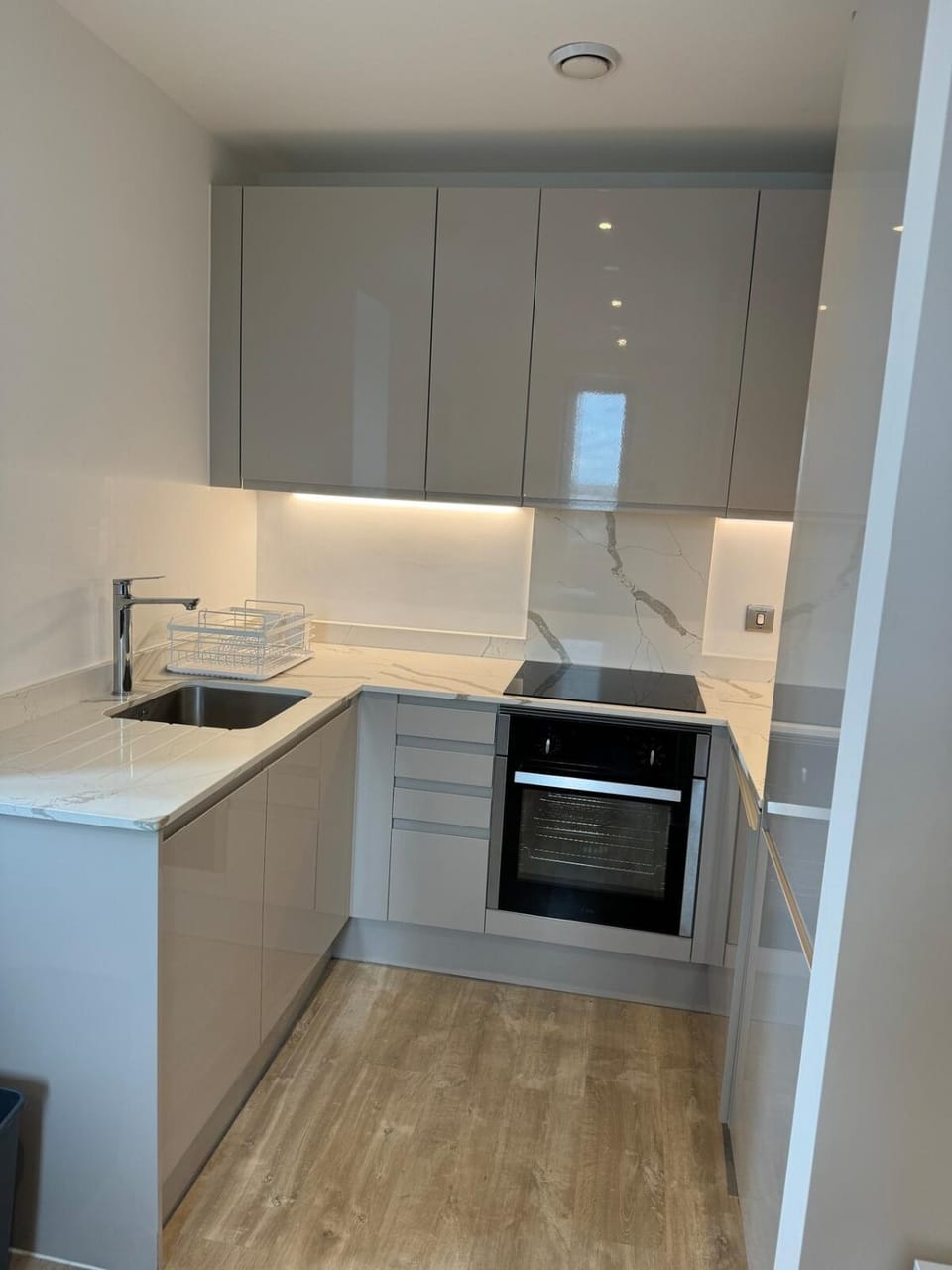 Lucy house Apartment in Salford