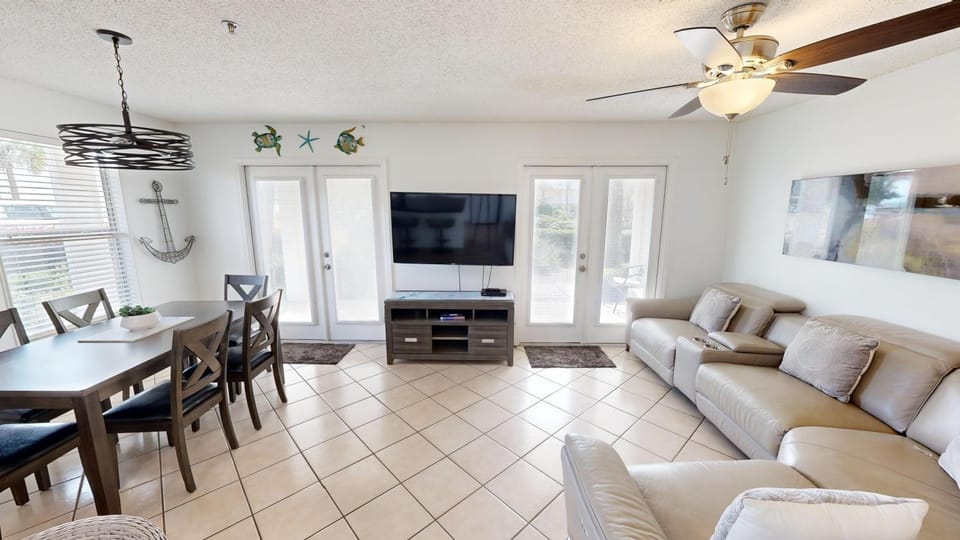 Grand Caribbean East 101 Apartment in Destin