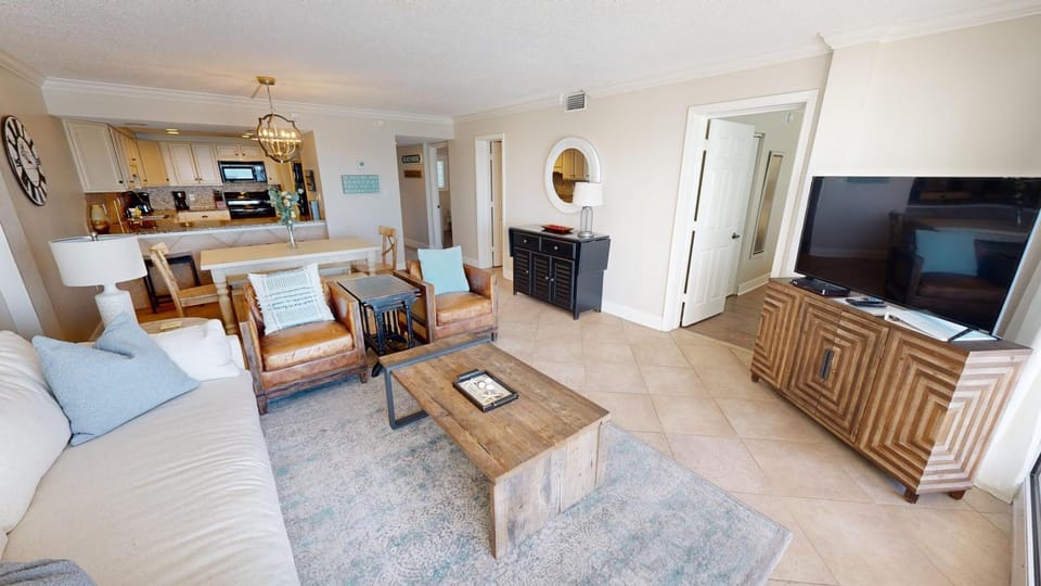 Beach House 301A Apartment in Miramar Beach