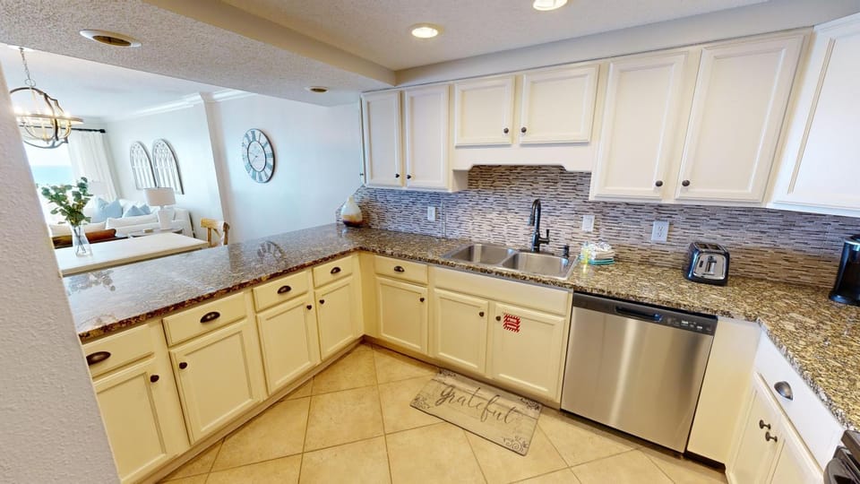 Beach House 301A Apartment in Miramar Beach