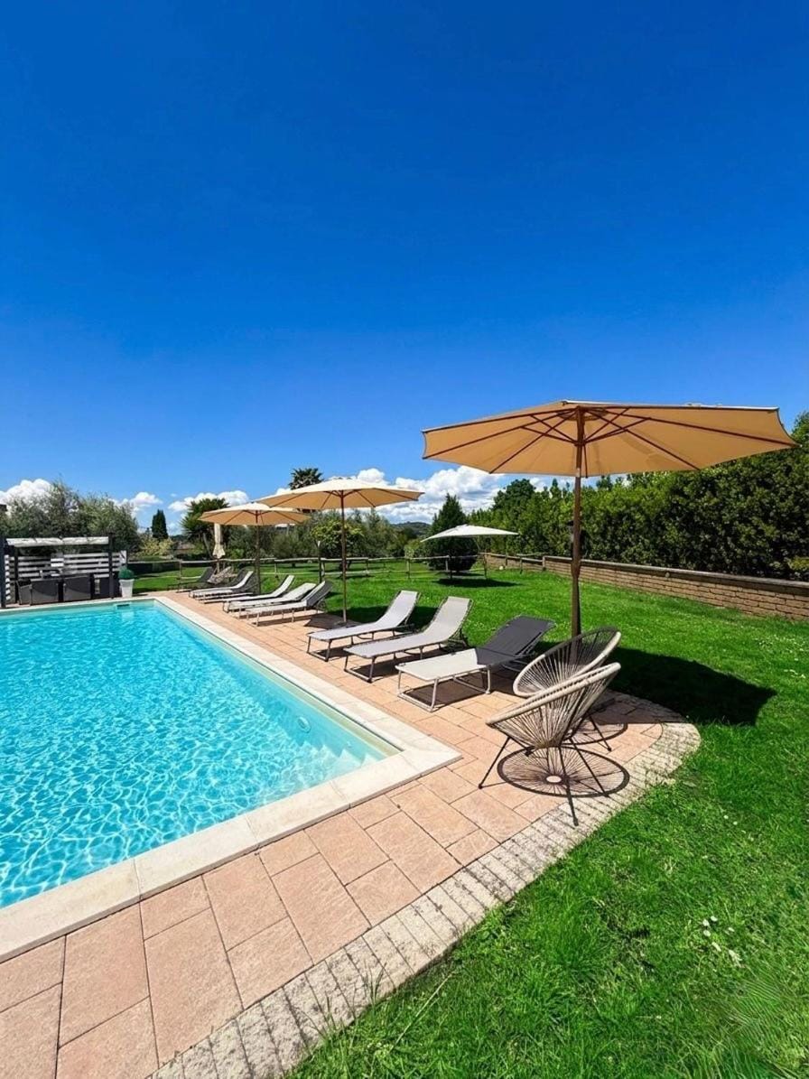 Pool view, Swimming pool
