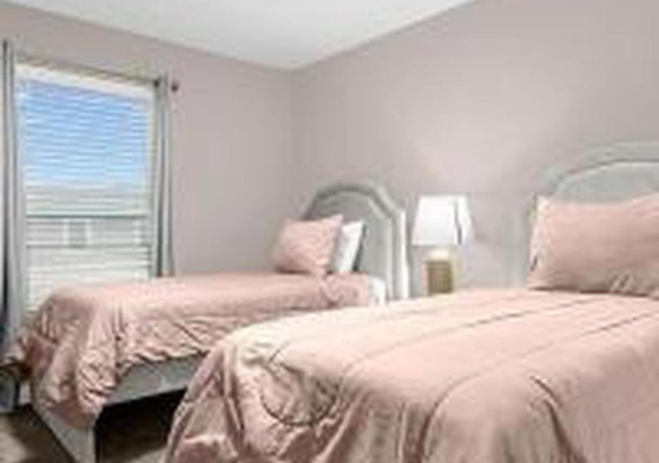 4243 PA - Storey Lake Escape 4BR Pool Home Near Disney House in Kissimmee