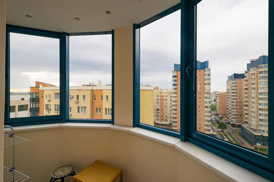 Balcony/Terrace, City view