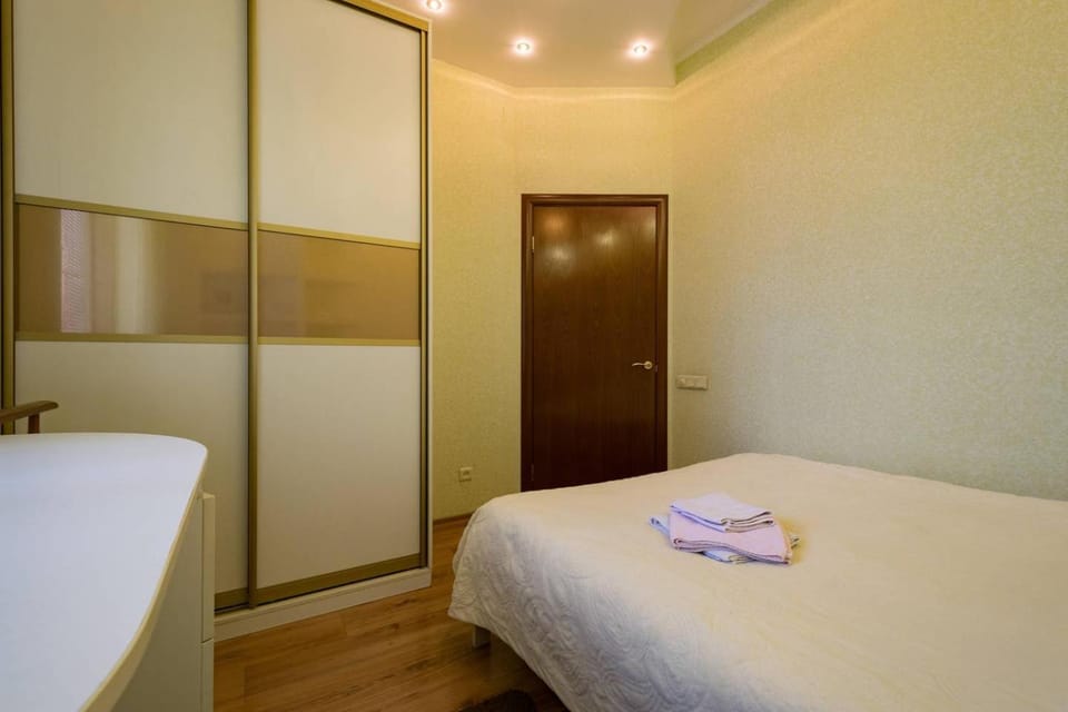 Bed, Bedroom, wardrobe