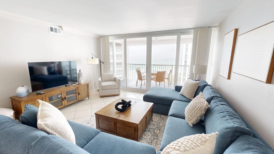 Shoreline Towers 1074 Apartment in Destin