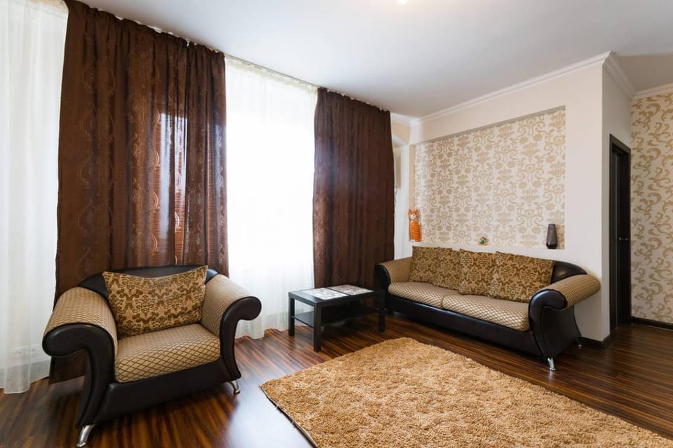 Living room, Photo of the whole room