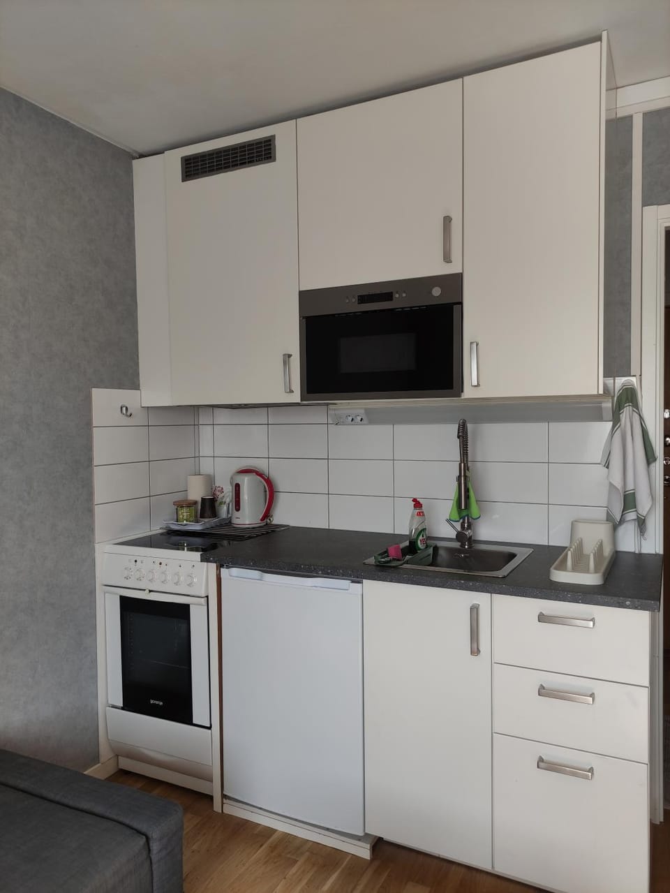 Cozy 20sqm Studio with Kitchen Apartment in Stockholm