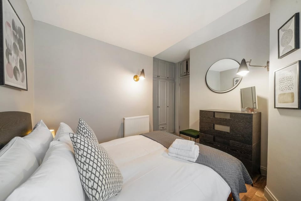Chic 1 Bed House in Knightsbridge FREE WIFI by City Stay Aparts London Apartment in City of Westminster