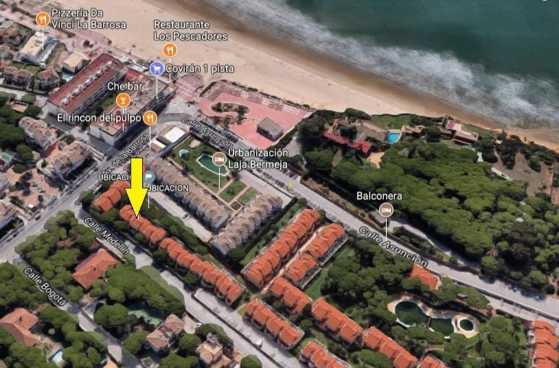 Adosado primera linea de la Barrosa House in Chiclana de la Frontera