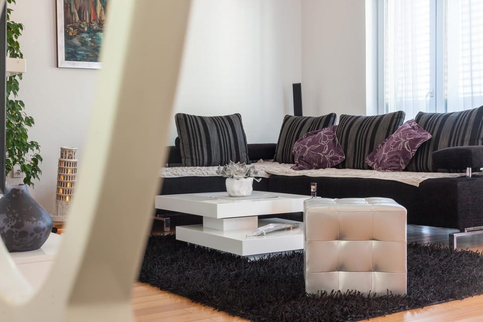 Seating area, Family