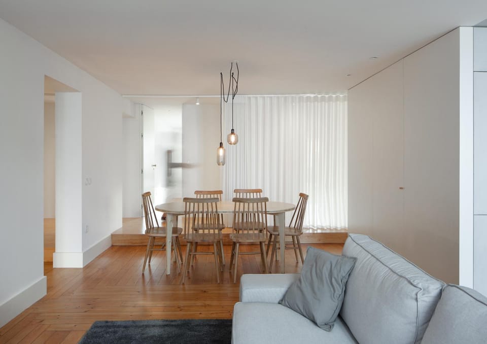 Santa Catarina 555 T4 Apartment in Porto