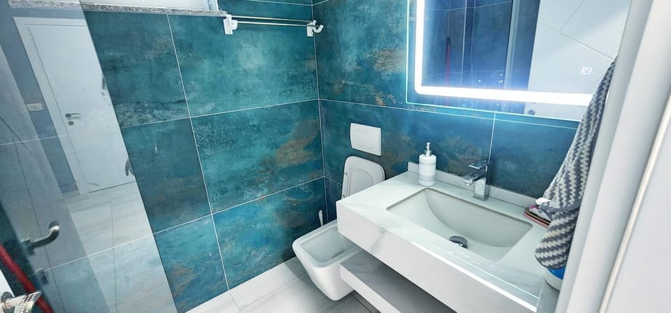 Shower, Bathroom