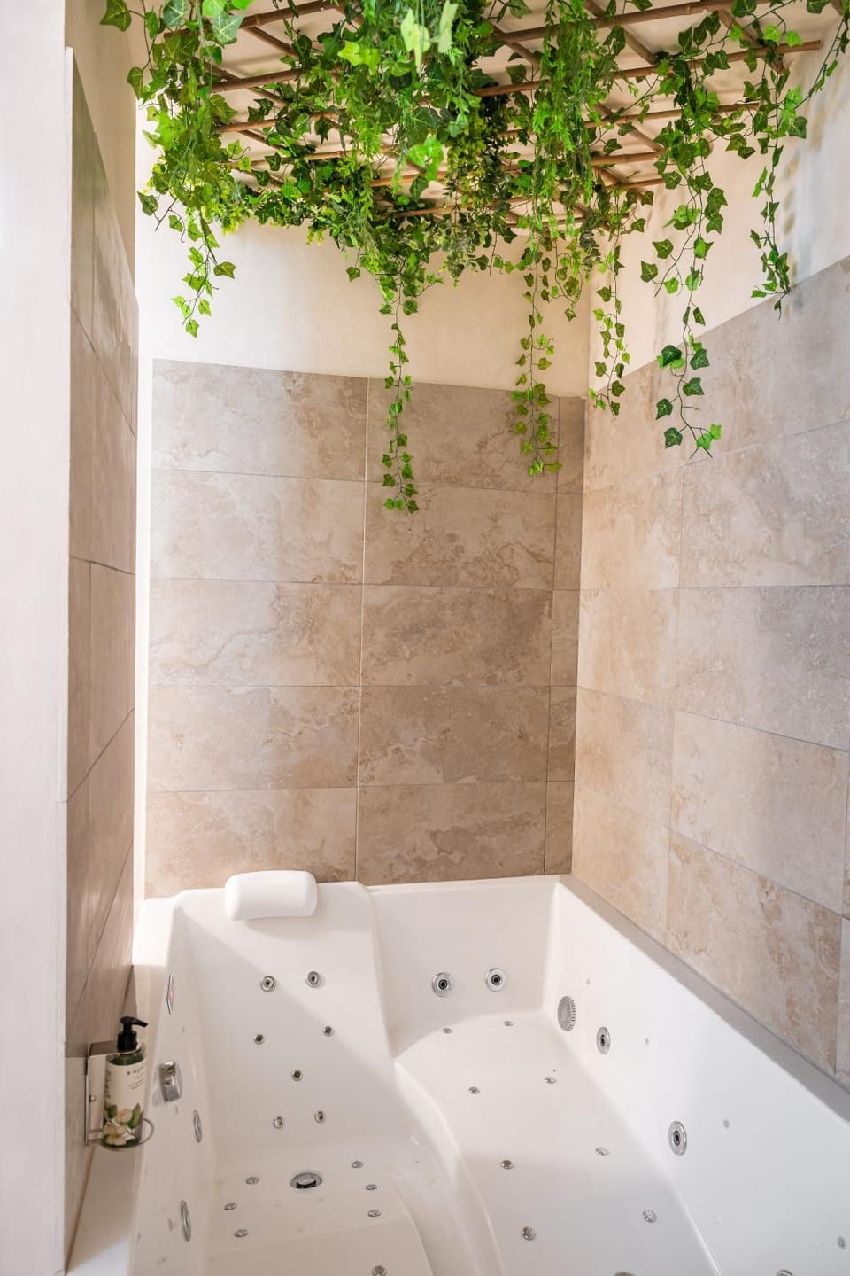 Hot Tub, Bathroom, Bath