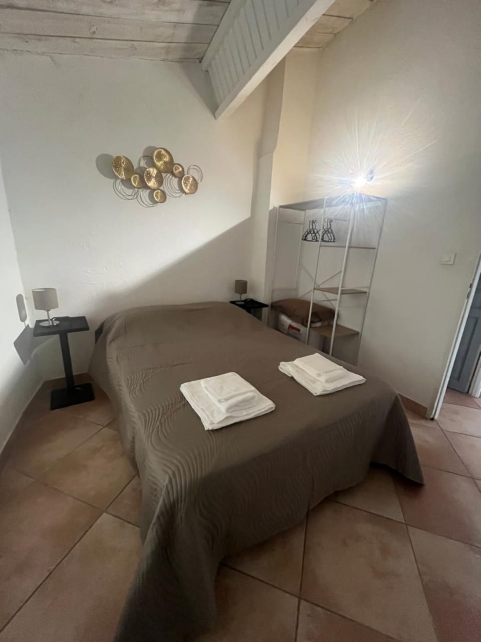 Appartement complet f3-f4 cœur du village Max 5 pers Provence Apartment in French Riviera