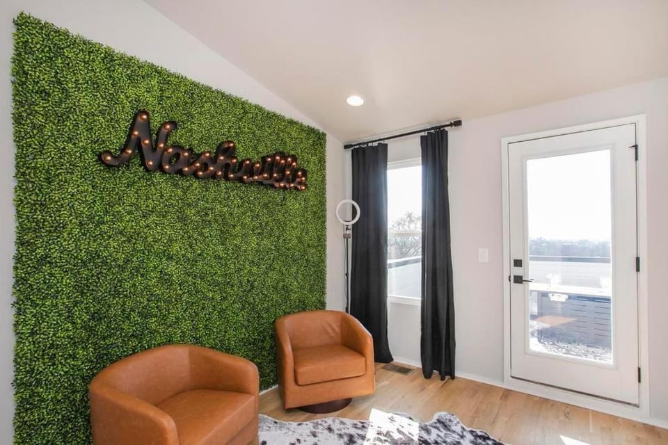 Views on Pike House in Nashville
