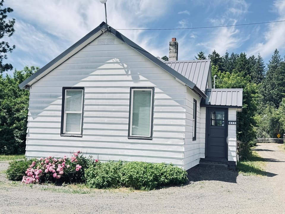 Property building, Garden view