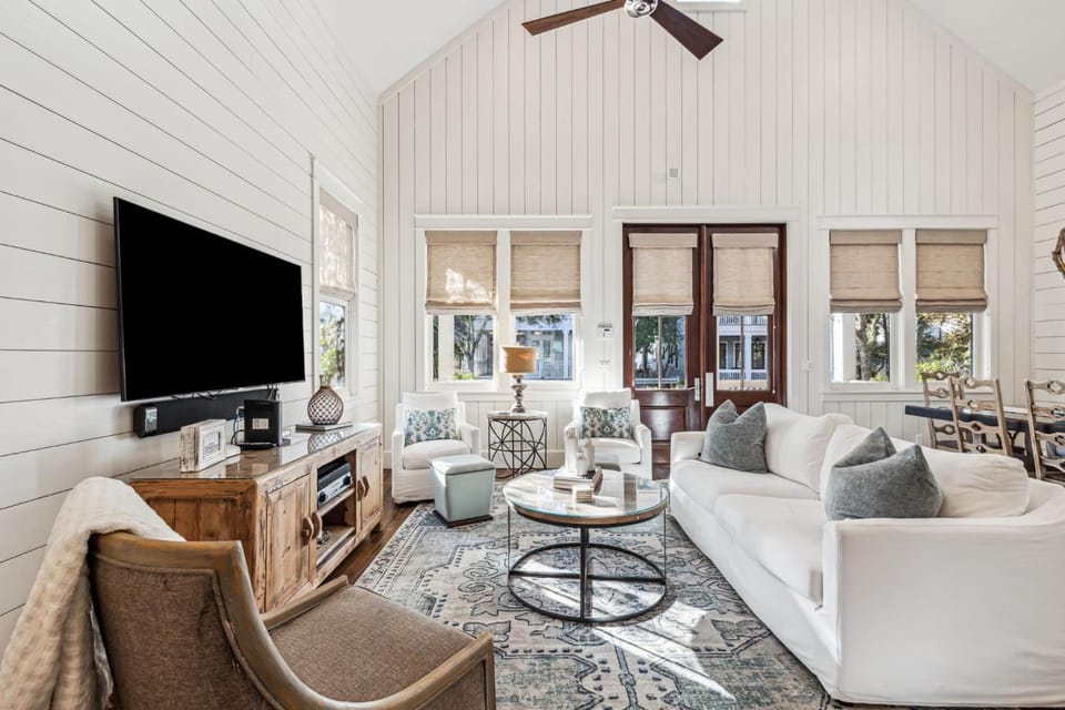 Walk on the Ocean House in Seaside