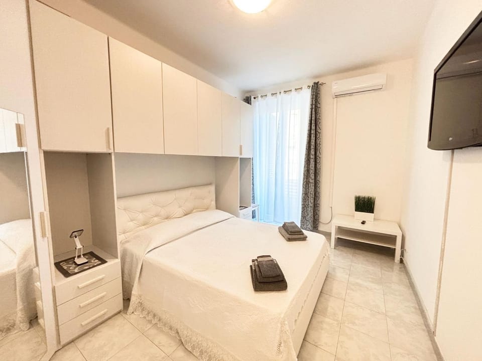 TV and multimedia, Bedroom