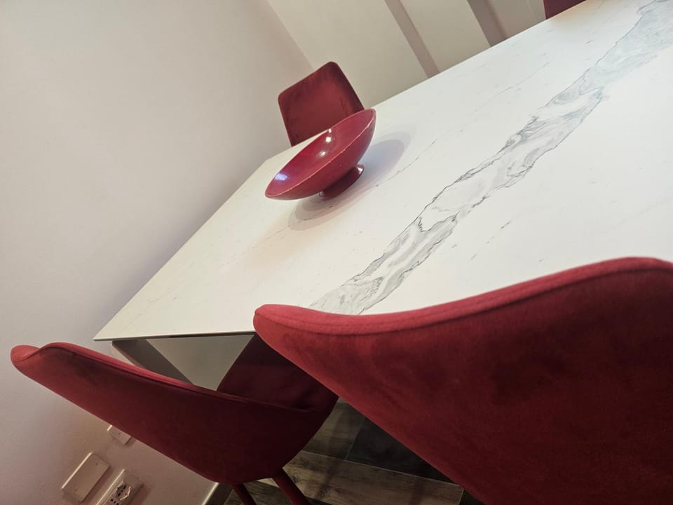 White apartment Apartment in Florence