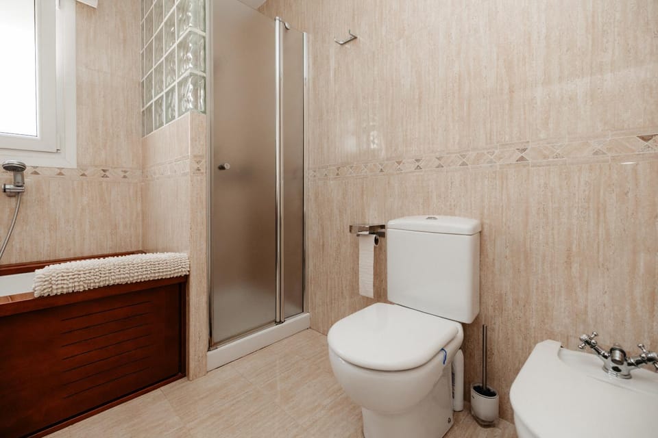 Shower, Toilet, Bathroom, bidet