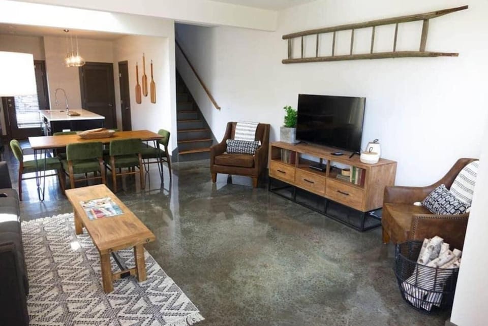 Songbird Suite AB House in Nashville