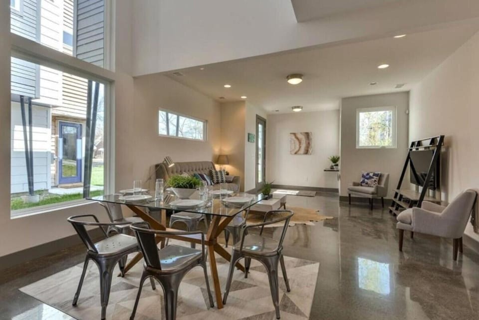 Songbird Suite A House in Nashville