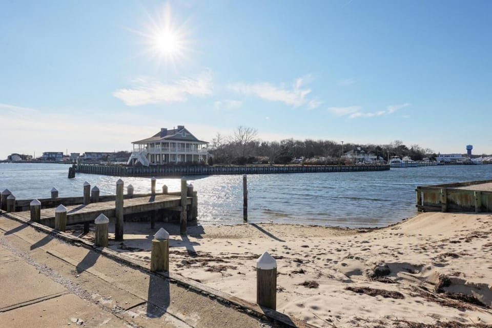 The Bluebeard Bay Retreat House in Waretown
