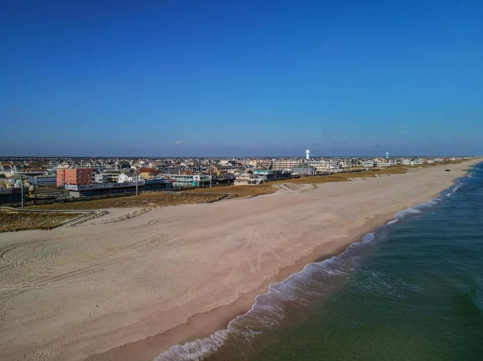 Ocean Avenue Oasis House in Lavallette