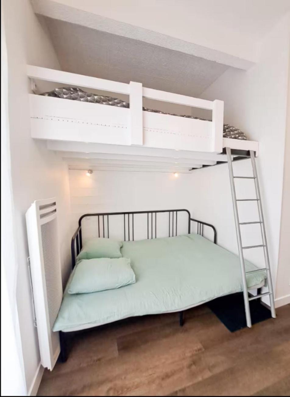 Bedroom, heating