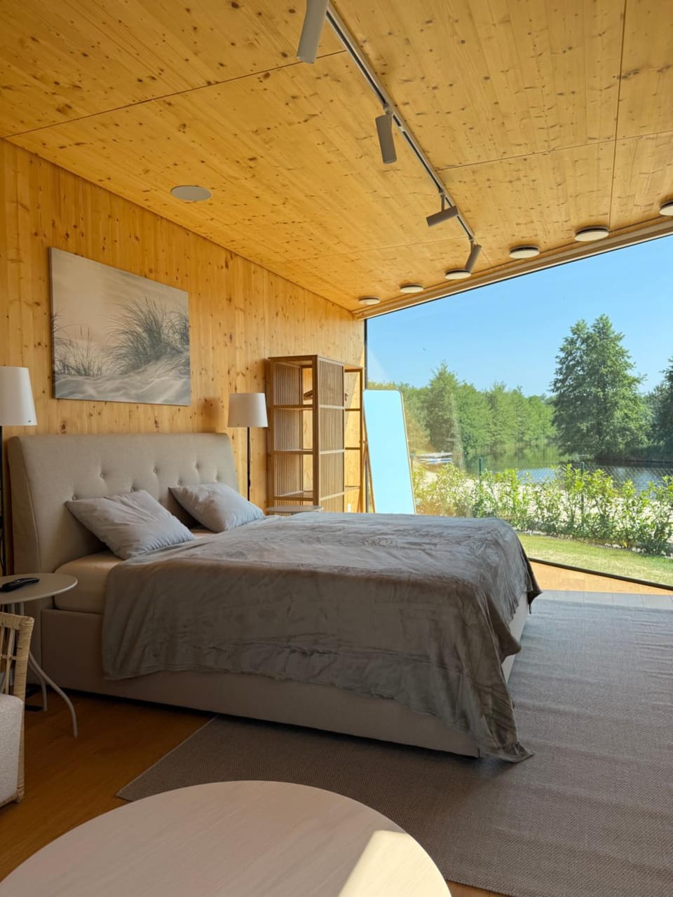 Day, View (from property/room), Bedroom