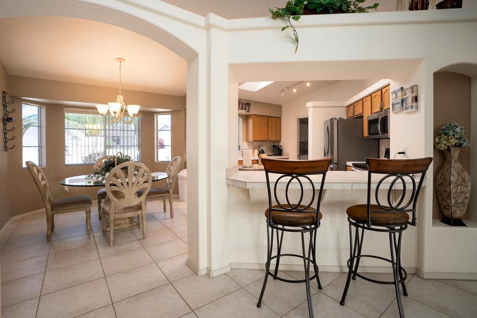Havasu Livin on Saddleback House in Lake Havasu City