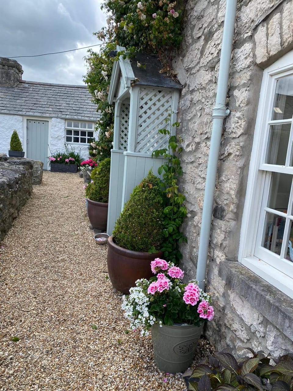 Storehouse Cottage House in Wales