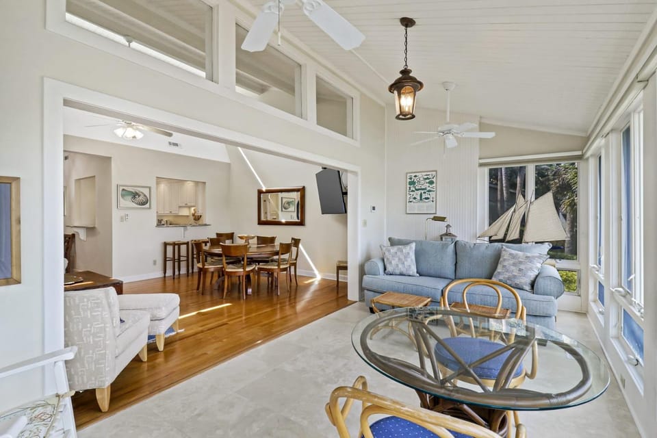Fairway One Villa Golf & Lagoon Views Walk to Beach Club Villa in Hilton Head Island
